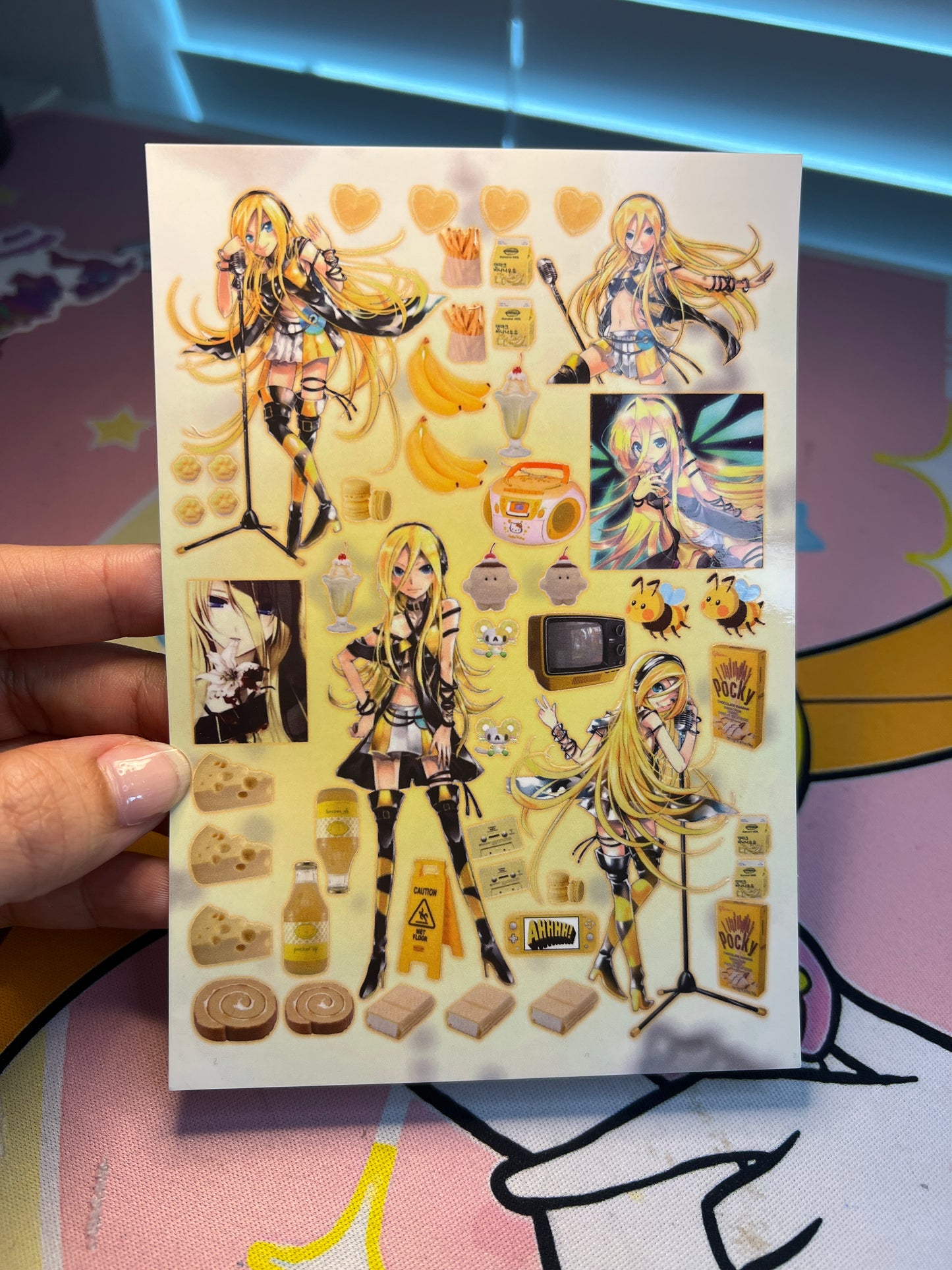 Miku World 25